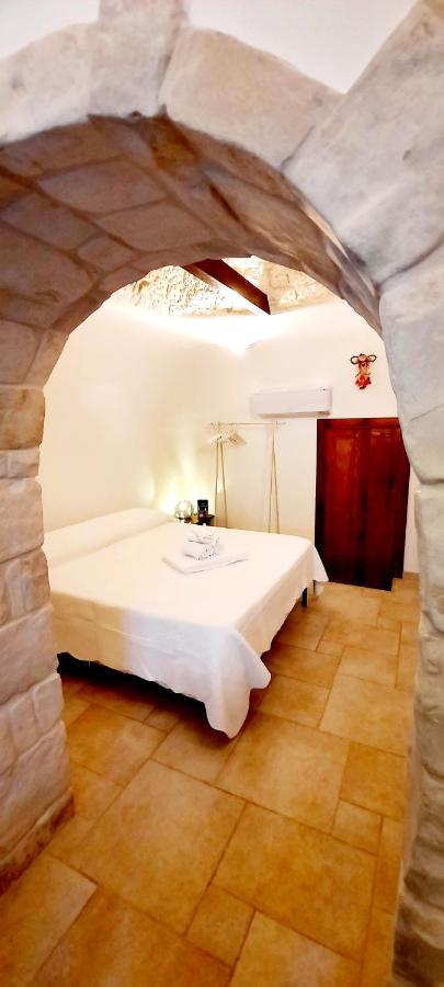 Вилла Trullo Paolisi Альберобелло Экстерьер фото